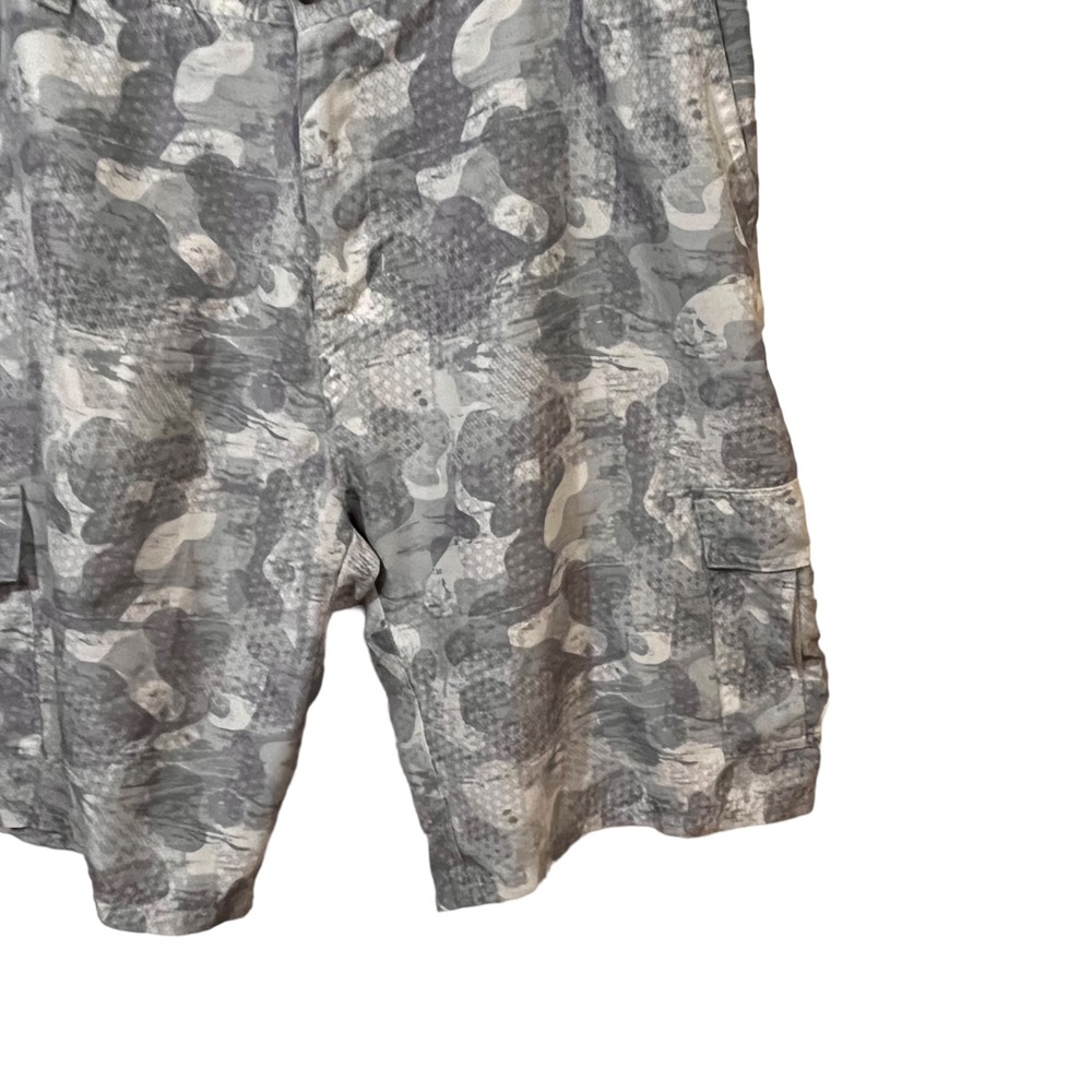 SubCulture Gray Cargo Shorts Adult Size 36" x 11" Utility Pockets Camouflage - Picture 2 of 9
